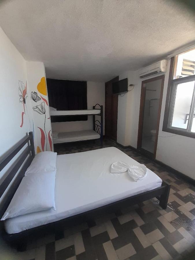 Hotel Habibi Barranquilla  Exteriör bild
