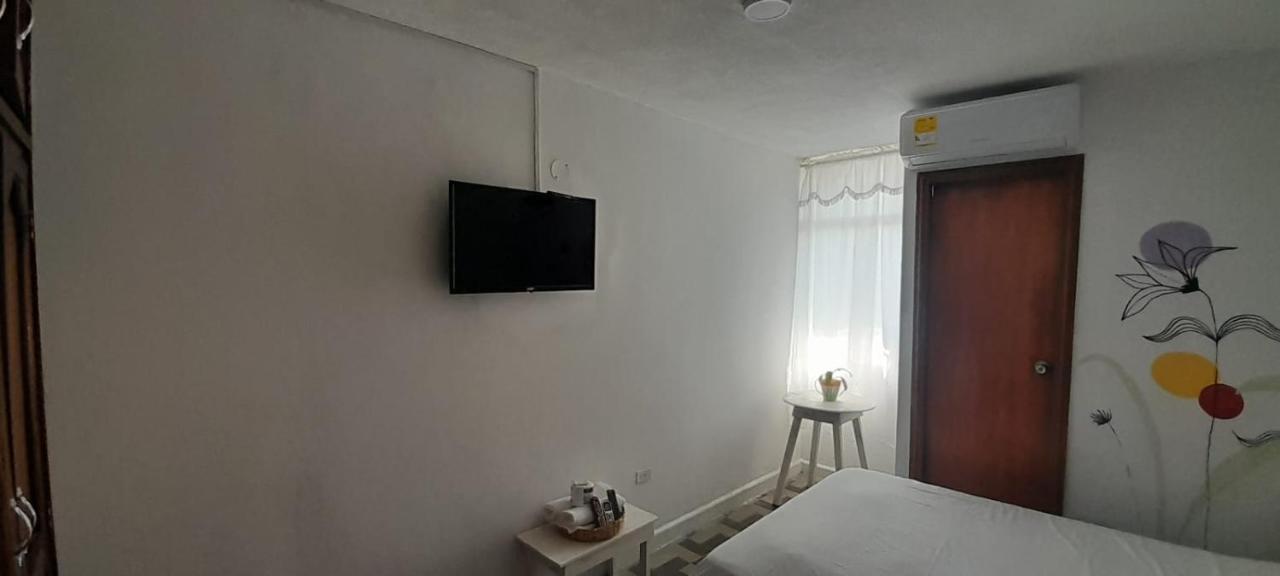 Hotel Habibi Barranquilla  Exteriör bild
