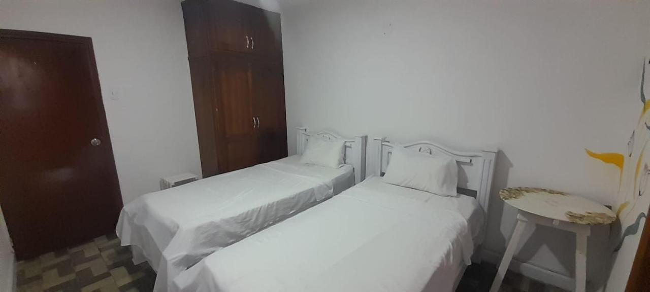 Hotel Habibi Barranquilla  Exteriör bild