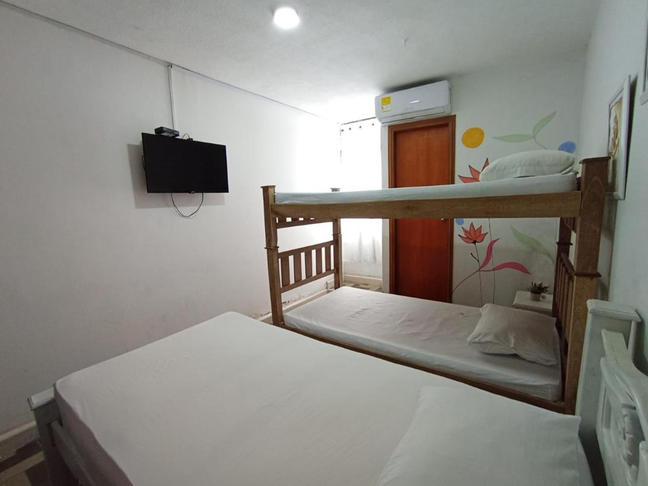 Hotel Habibi Barranquilla  Exteriör bild